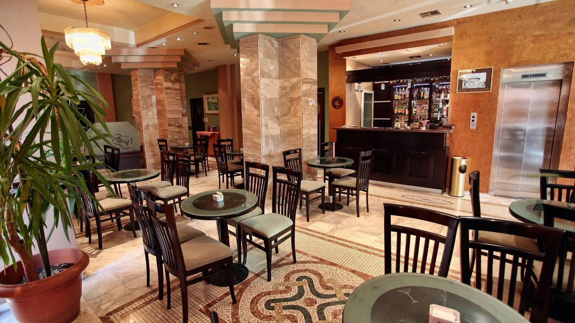 Hotel Regency Korce